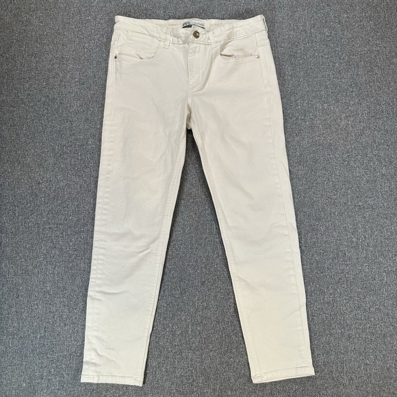 Zara Denim - ZARA Women's White Skinny Jeans Size 10 High Rise Stretch‎ Denim Gold Button